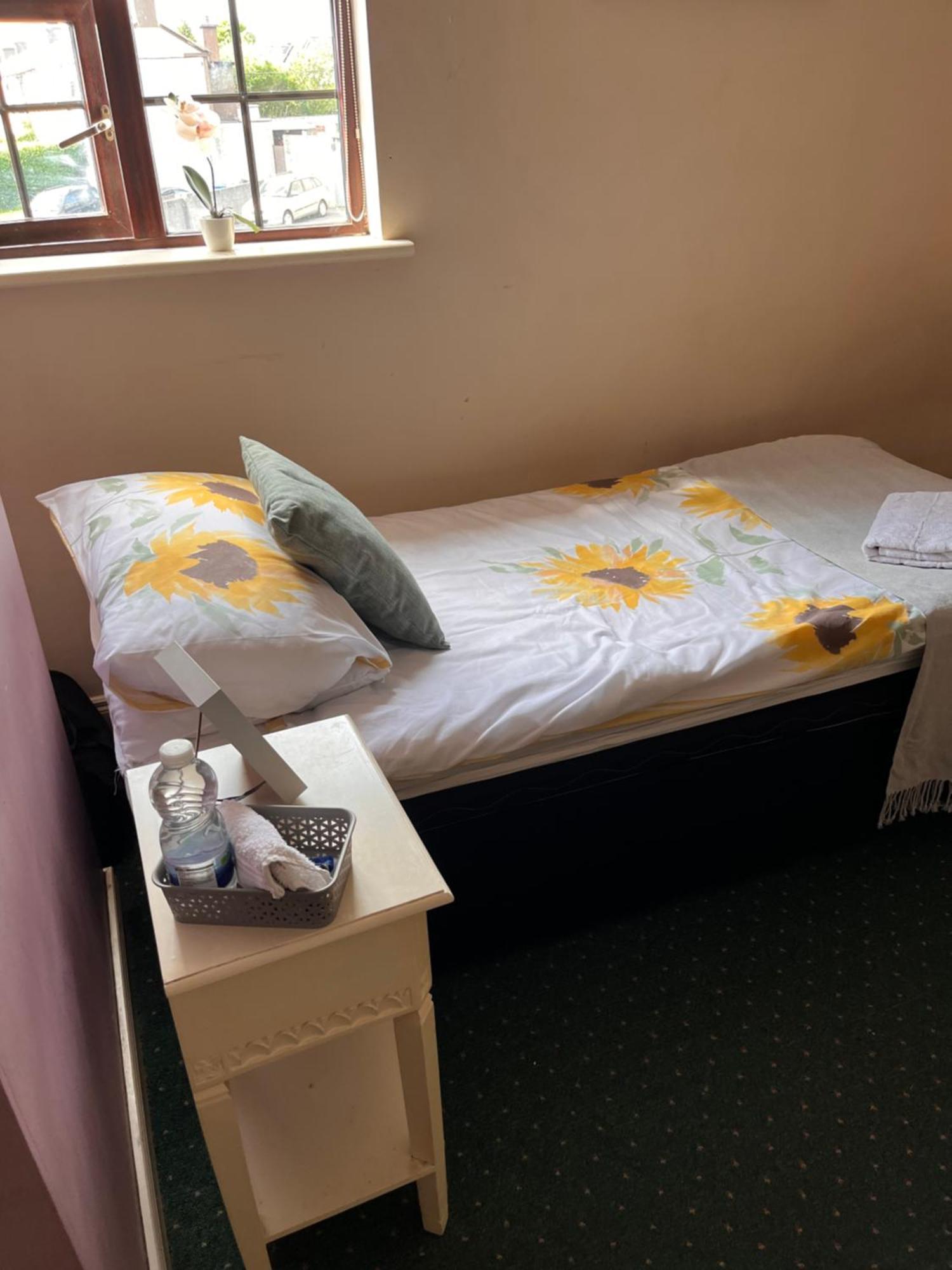 Edwards Cosy B&B Голвей Екстер'єр фото